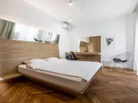Aparthotel Blend City Center Hotels near Sector 2