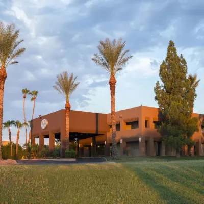 Scottsdale Parkview Resort Отели рядом с достопримечательностью «Стадион «Слоан-Парк»»