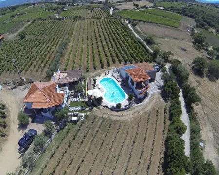 Agriturismo B&B Domo de Resteblas Hotel a Berchidda