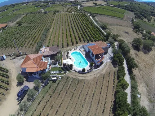 Agriturismo B&B Domo de Resteblas Hotels in Berchidda