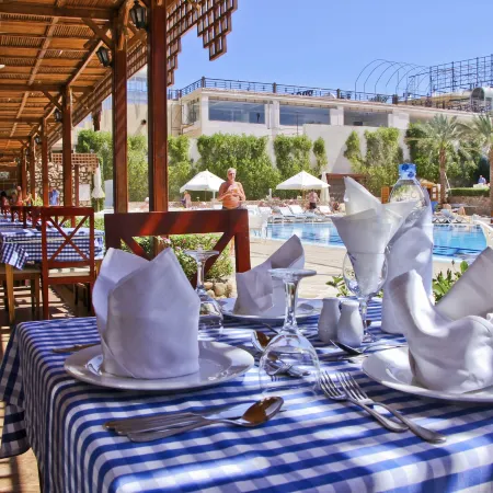 Falcon Naama Star Hotel Отели рядом с достопримечательностью «Залив Наама»