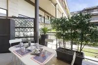 Elegant Loft with Balcony! Hotel a Gorla
