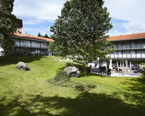 Kyriad Lyon Sud - Sainte Foy Hotels near Confluence