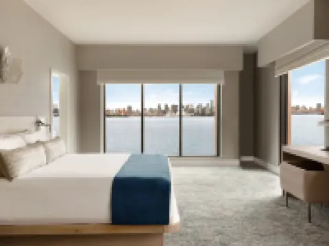 Seaside Hotel North Vancouver Hotels in North Vancouver