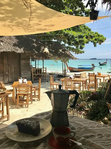 รูปภาพของฟอร์ร่า ไดฟ์วิ่ง รีสอร์ท - หาดพัทยา - เกาะหลีเป๊ะ