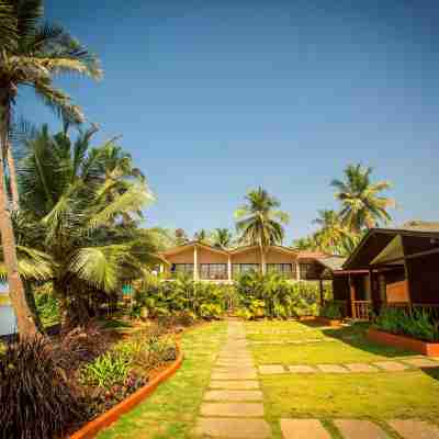 Riva Beach Resort Hotel Exterior