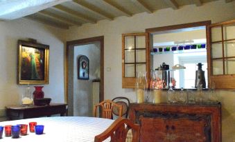 Holiday Home in Bièvre Near Town Center