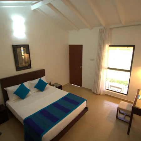 Amagi Beach – Secluded Slice of Paradise