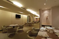 Radisson Blu Hotel Greater Noida - bar