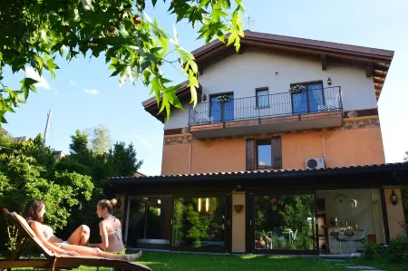 Bhavantù Отели рядом с достопримечательностью «Chiesa Maddalena»