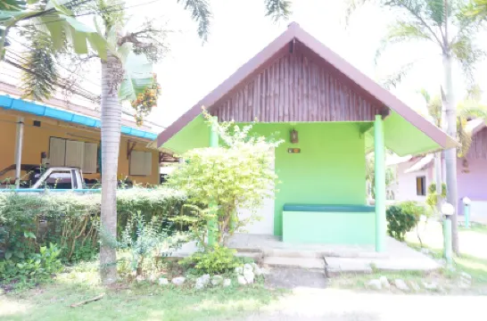 Paifha Beach Resort Отели в г. Район Патхио