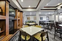 Fairfield Inn & Suites San Antonio Boerne - breakfast