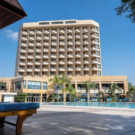 Jiyeh Marina Resort Hotel & Chalets