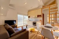 42° North Apartments