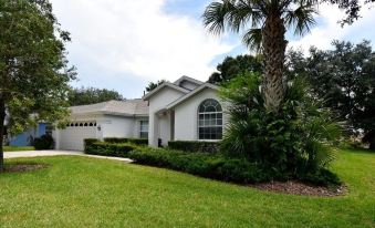 Greater Groves - 5 Bedrooms House w/Pool-5202GG Home by RedAwning