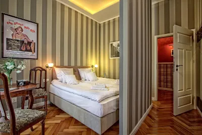 Stare Kino Cinema Residence