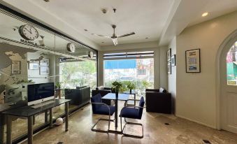 The Clipper House in Poblacion Makati