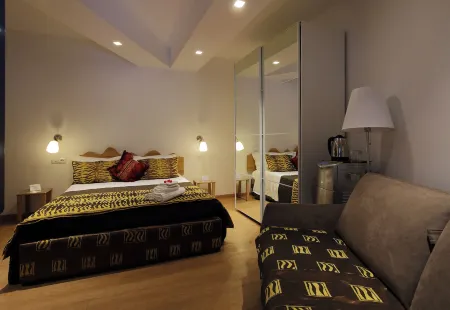 Piazza Mulino 26 Отели рядом с достопримечательностью «Cripta del Peccato Originale»