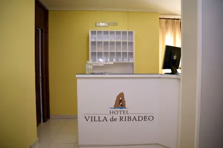 Hotel Villa De Ribadeo Отели рядом с достопримечательностью «Playa de las Catedrales»