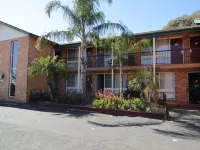 Homestead Motel Hotels in Dubbo