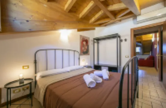 لو ستانز ديل لاجو