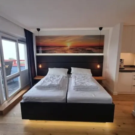 Little Skysuite W 94