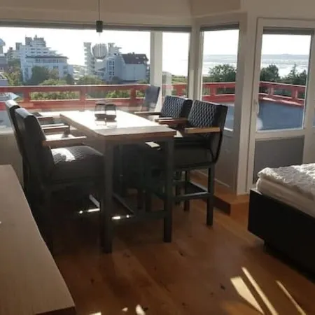Little Skysuite W 94