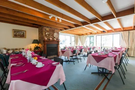 Sky Rider Motor Inn Отели в г. Катумба