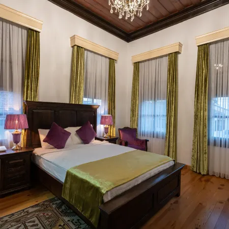 Cedrus Hotel