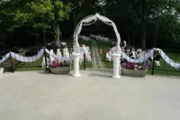 ซิกซ์ เอเคอร์ เบดแอนด์เบรคฟาสต์