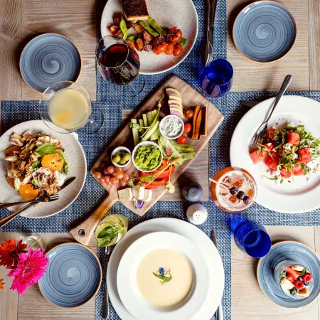 The Inn at Hastings Park, Relais & Châteaux Отели рядом с достопримечательностью «Конкорд Мидл Скул»