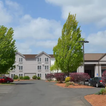 Best Western Hartford Hotel  Suites Отели рядом с достопримечательностью «Арена «XL-центр»»