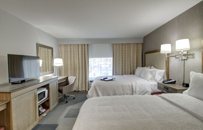 Hampton Inn & Suites Springfield Downtown