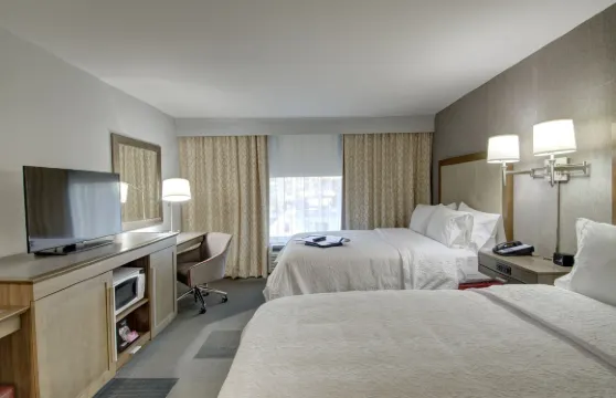 歡朋酒店及套房 - 斯普林菲爾德市中心