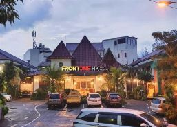 Front One HK Resort Simpang Lima Semarang