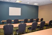 Hampton Inn & Suites Albany-Airport