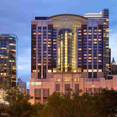Embassy Suites by Hilton Chicago Downtown Magnificent Mile Hotel Exterior