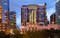 Embassy Suites by Hilton Chicago Downtown Magnificent Mile Hotel di Chicago
