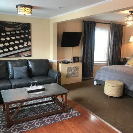 Vandiver Inn