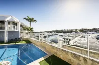 Pier 21 Riverside Apartment Hotel Hotels in East Fremantle