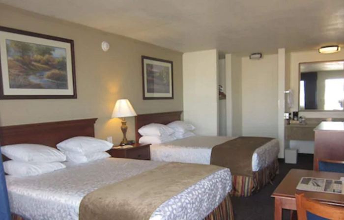 Trailside Inn