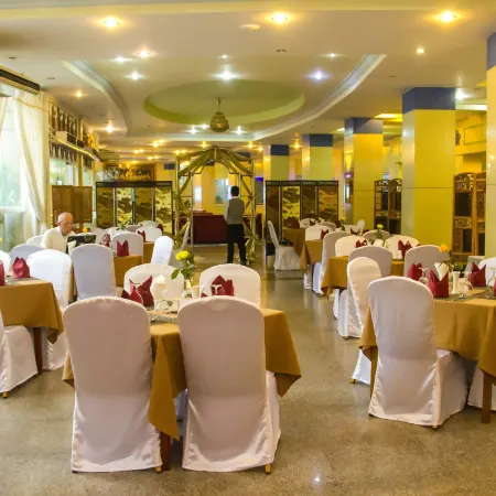 City Golf Resort Hotel