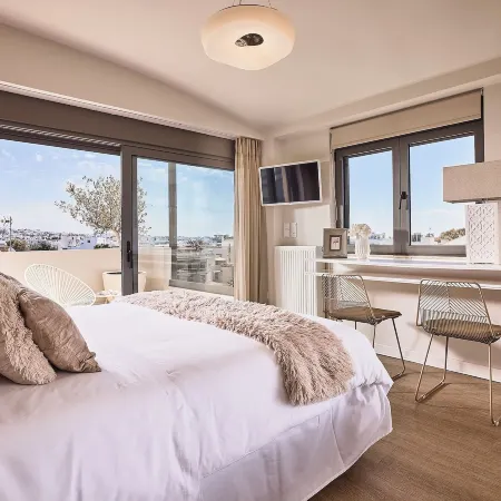 Crystal Green Signature Apartments