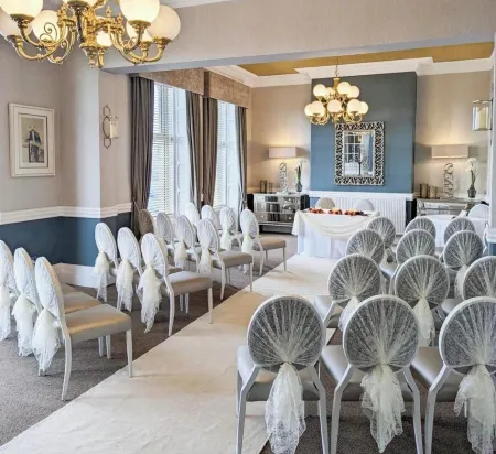 Glendower Hotel, Signature Collection