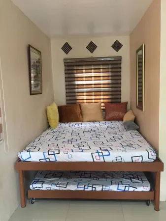 Evangeline Garden and Lodge Отели рядом с достопримечательностью «Adventist University of the Philippines Academy»