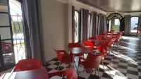 Hostal Castellverd - Breakfast