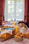 Castel Bois Marie, Maison d'hôtes - breakfast