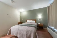 Studio 51 Extended Stay Hotel - 2-Star