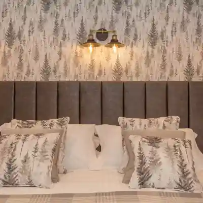 Thatched Eaves Rooms
