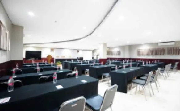 Sutan Raja Cirebon Hotel
